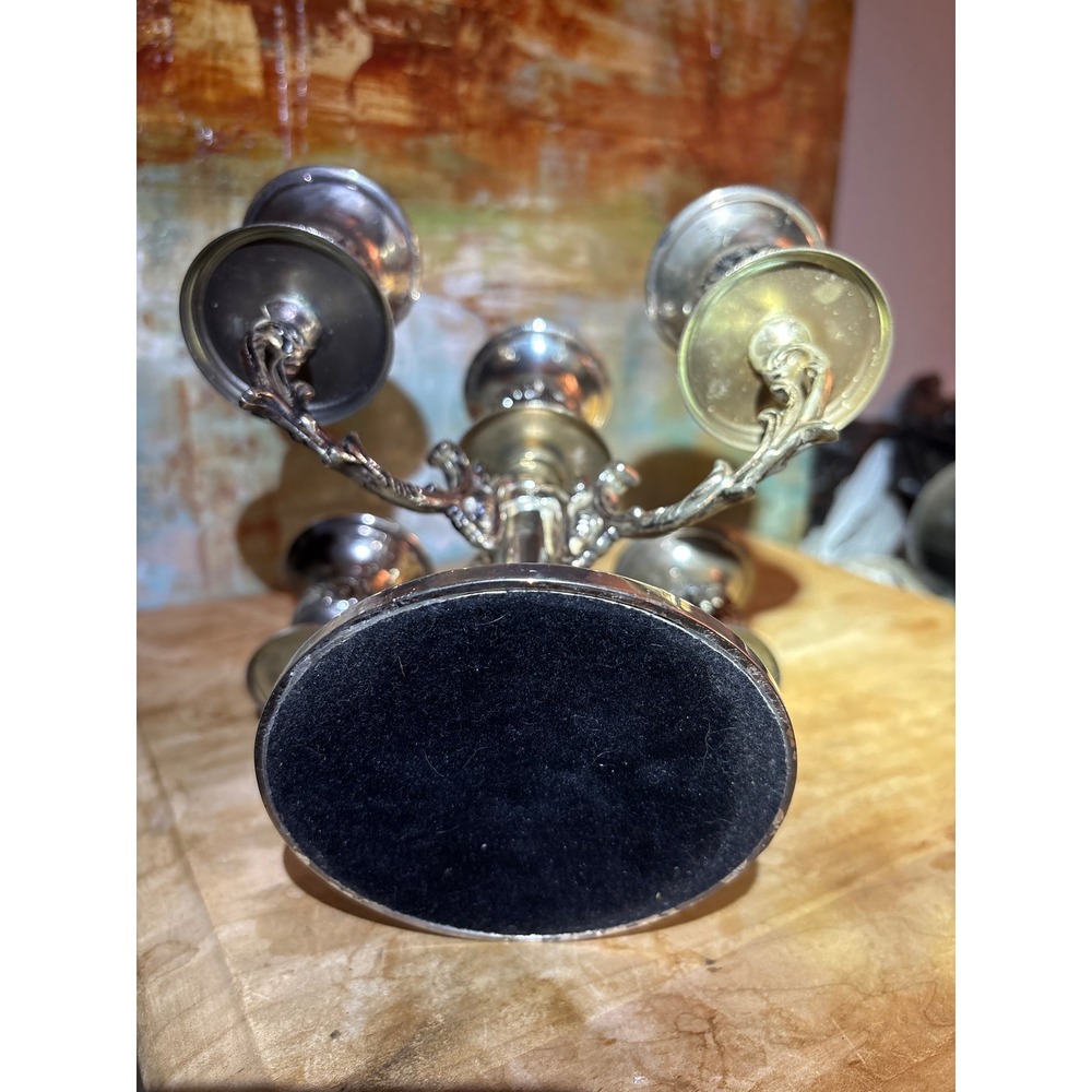 Vintage Silver Plated 5 Light Candelabra Ornate Floral Embossed 7 In Centerpiece - Picture 4 of 6